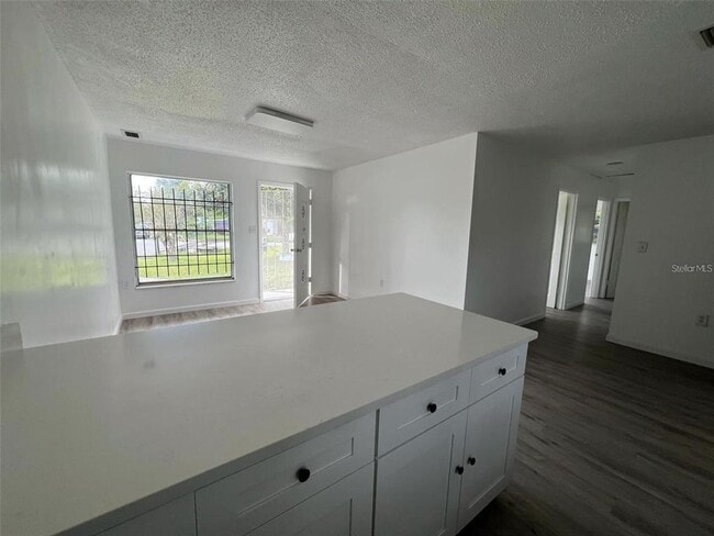 Building Photo - 4587 Elmira Pl