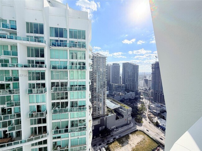 Building Photo - 31 SE 5th St