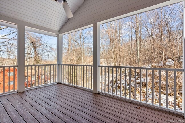 Building Photo - 9 William Puckey Dr