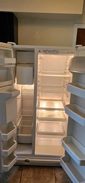 Building Photo - 5409 Duval St