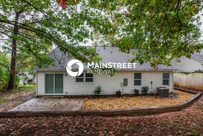 Building Photo - 4 Bedroom Pet-Friendly Home in Charlotte, ...