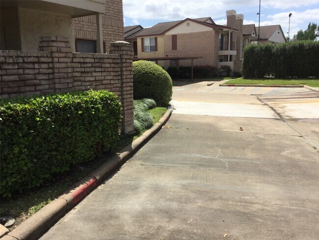 Building Photo - 2120 El Paseo St