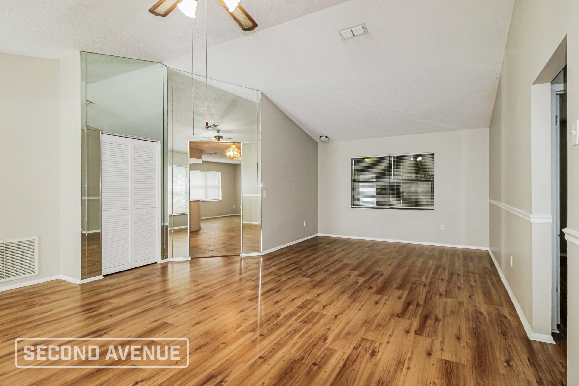 Building Photo - 7231 Box Elder DR