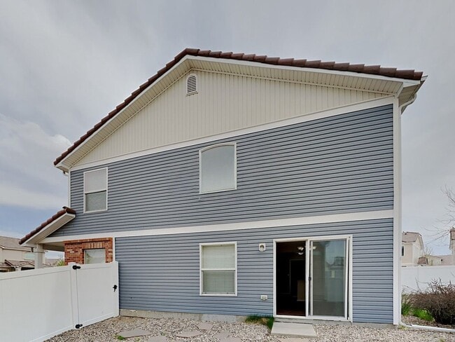 Building Photo - 5545 Cathay Ct