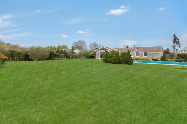 Building Photo - 62 Bayfield Ln