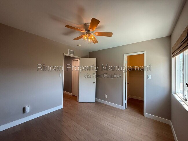 Building Photo - 13106 Knotty Pine St
