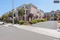 Building Photo - 1690 20th Ave