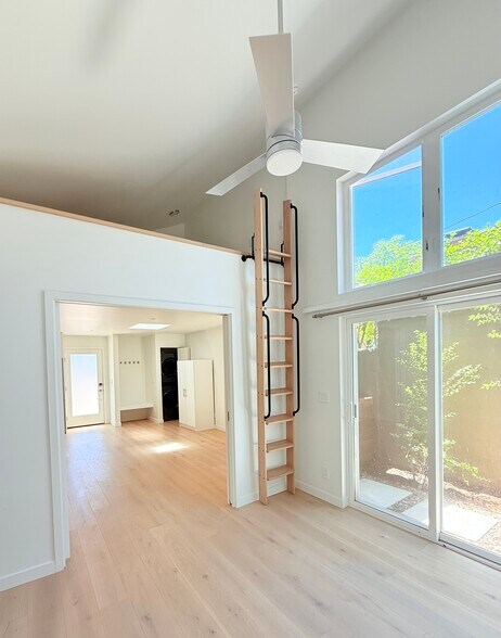 Bedroom - 4210 La Salle Ave