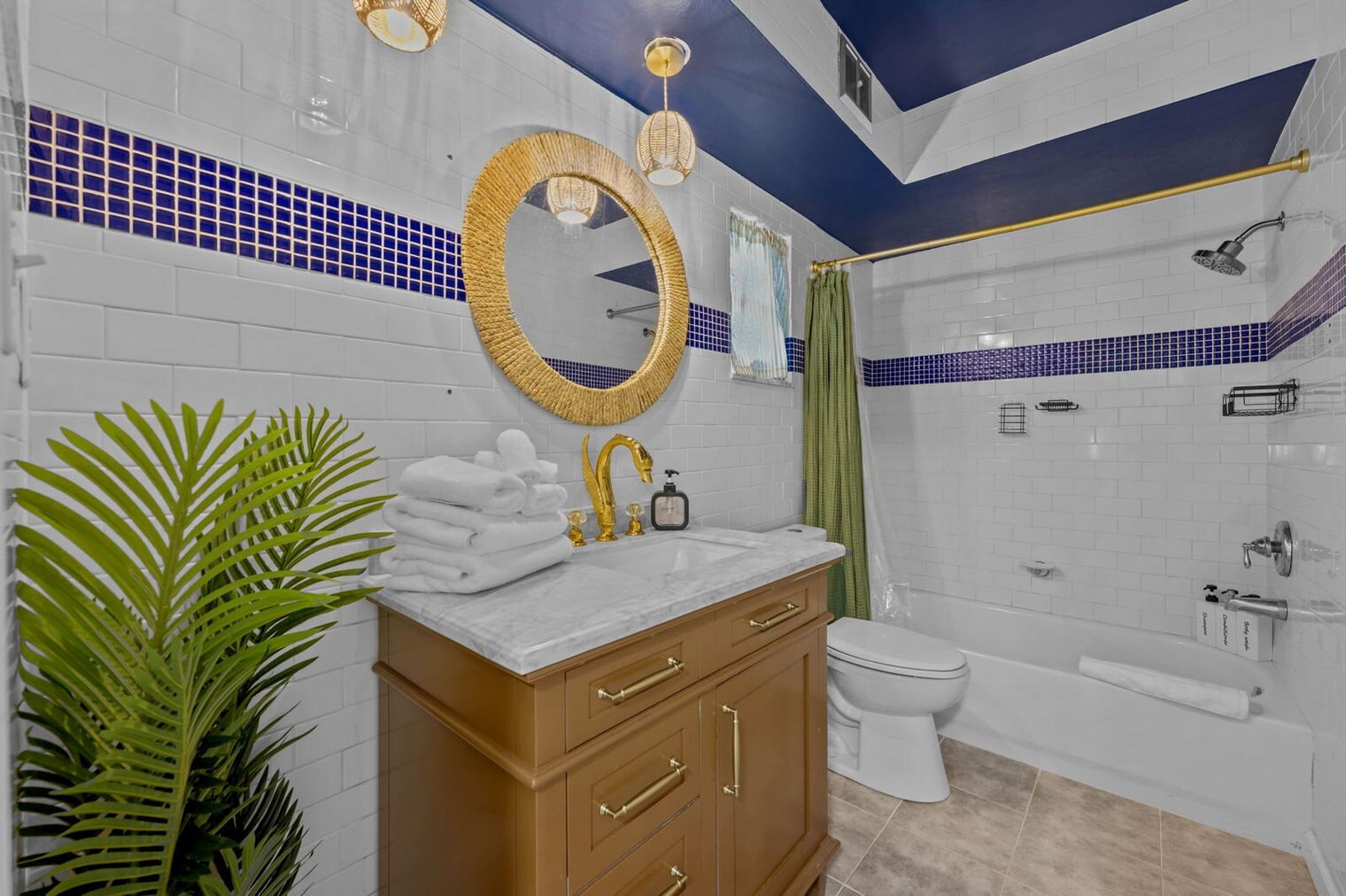 Building Photo - 11784 85th Ave