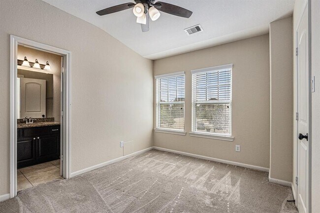 Building Photo - 12147 San Luca St