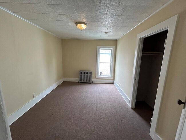 Building Photo - 237 Scottwood Ave