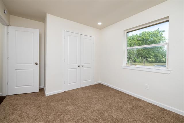 Building Photo - 3743 Canada Dr