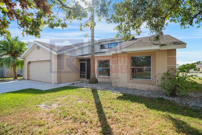 Building Photo - Lovely 3 Bed 2 Bath in Bradenton available...