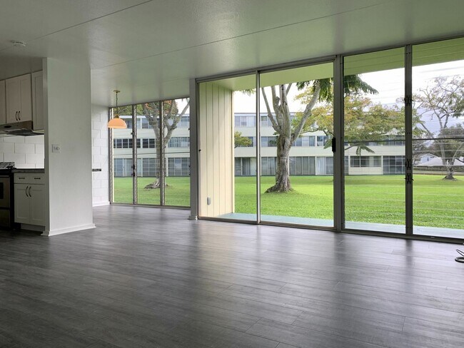 Building Photo - Mililani - Nahoa Apartments: 2 Bed, 1 Bath, Pet Friendly!