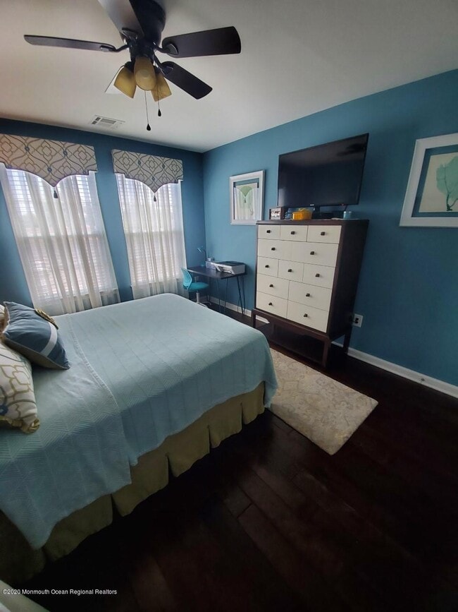 Building Photo - 99 Steiner Ave