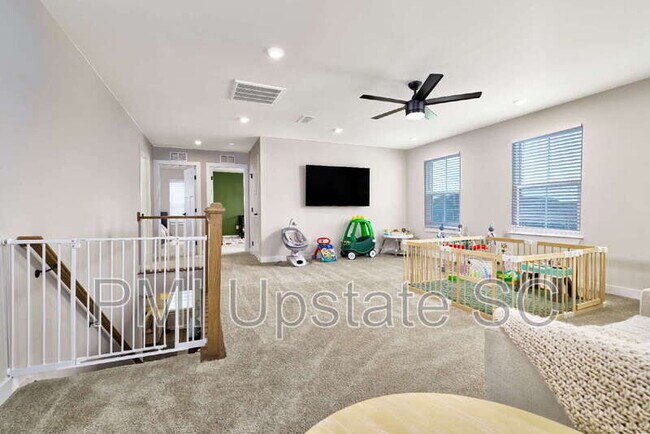 Building Photo - 997 Jade Wy