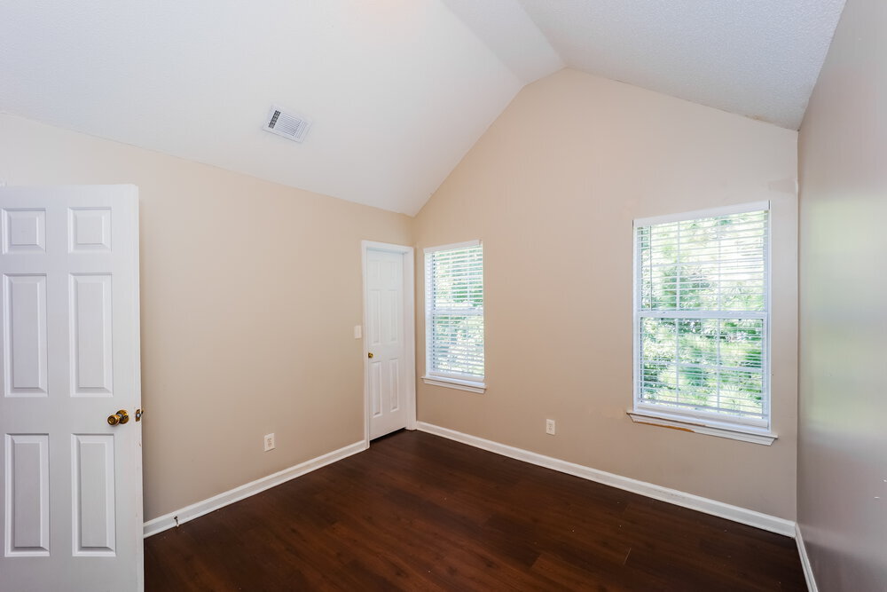 Building Photo - 3704 Lower Creek Dr