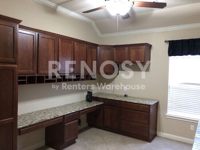 Building Photo - Gorgeous, 3 Bedroom/2 Bath Home in Avalon!!