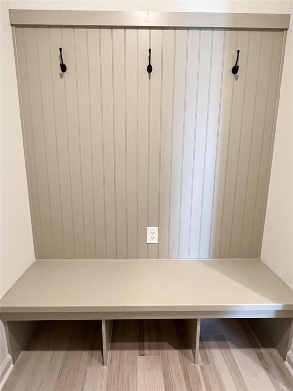 Building Photo - 901 Hedgefield Way