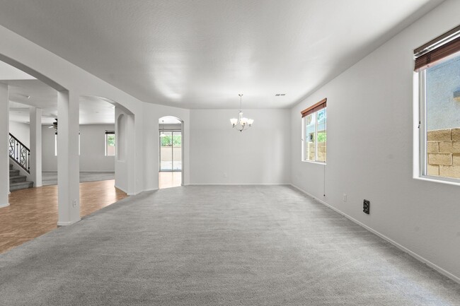Building Photo - Live Large in Maricopa – Over 3,900 Sq Ft ...