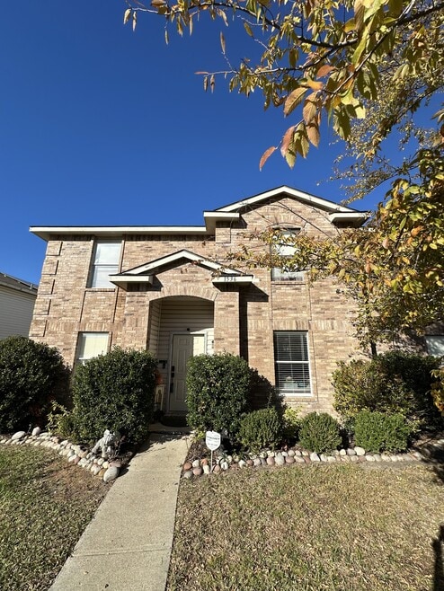 Building Photo - 1536 Melrose Ln