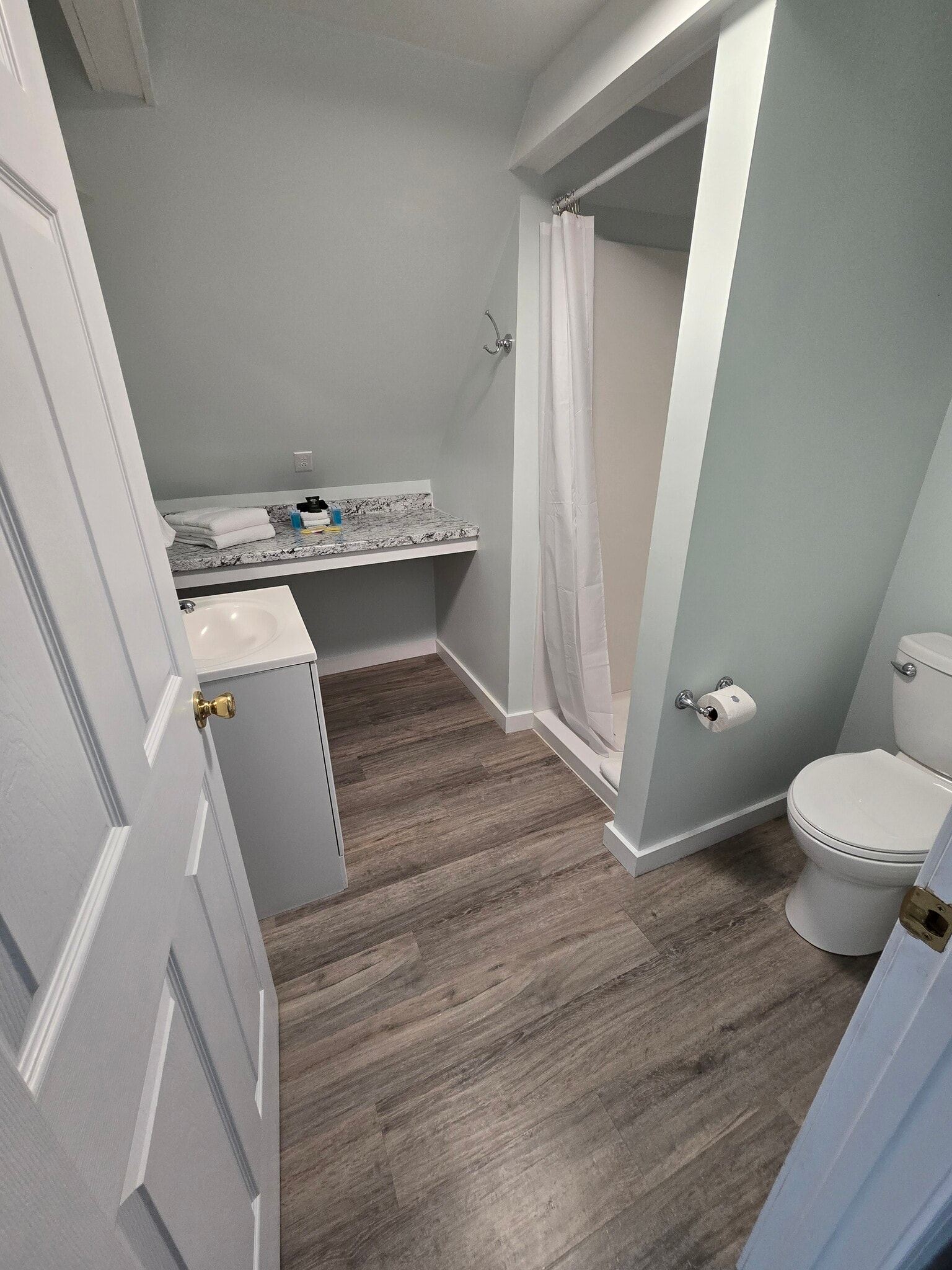 Building Photo - 38 Townsend Ave