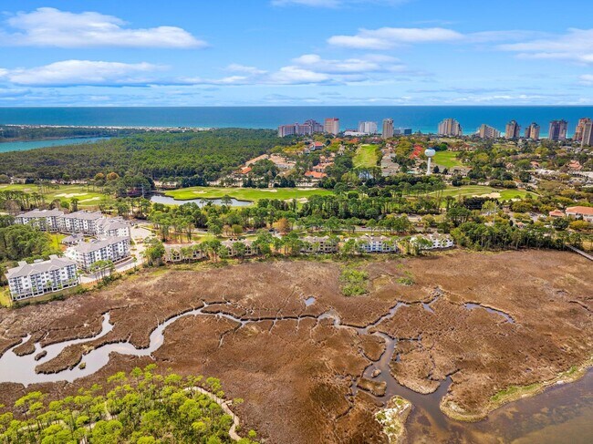 Building Photo - 8983 Heron Walk Dr