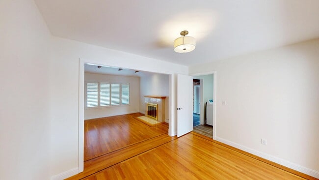 Building Photo - Modern Comfort Meets Everyday Convenience ...