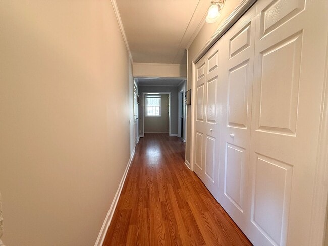 Building Photo - Spacious 3 Bedroom Home with Limited-Time $500 Move-In Special