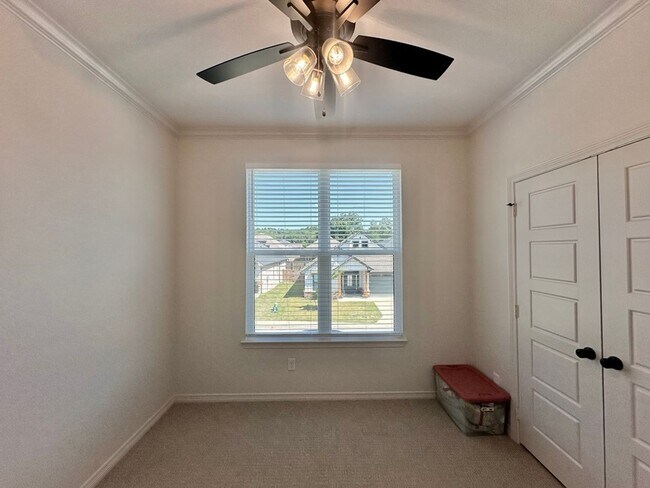 Building Photo - Coming Soon! Stunning 3/2.5/2 with a Study!