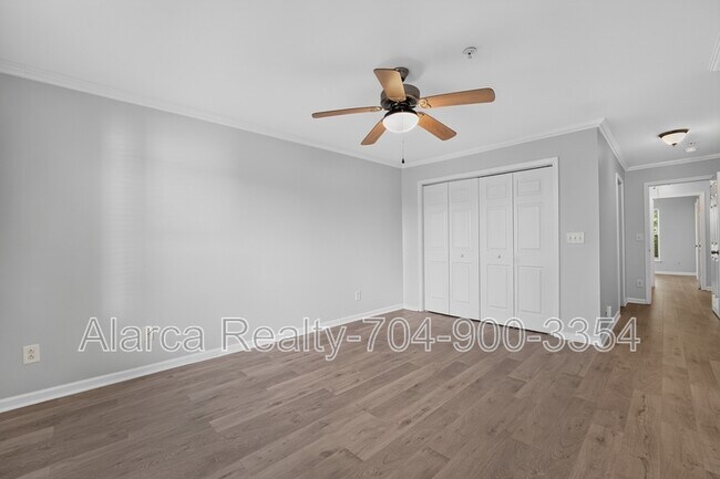Building Photo - 3809 Picasso Court