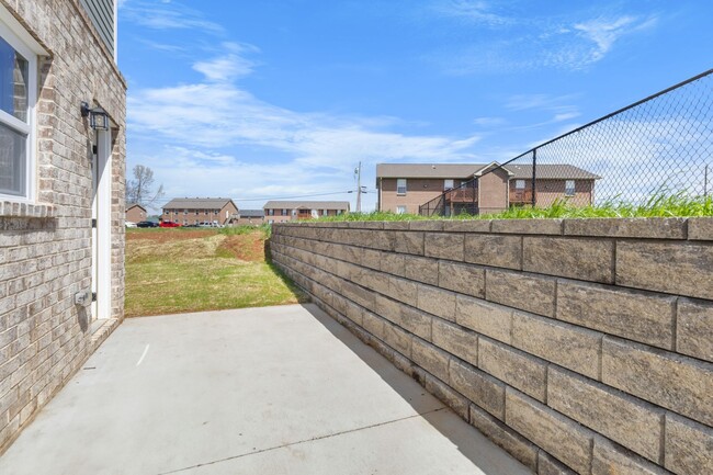 Building Photo - 3854 Jockey Dr