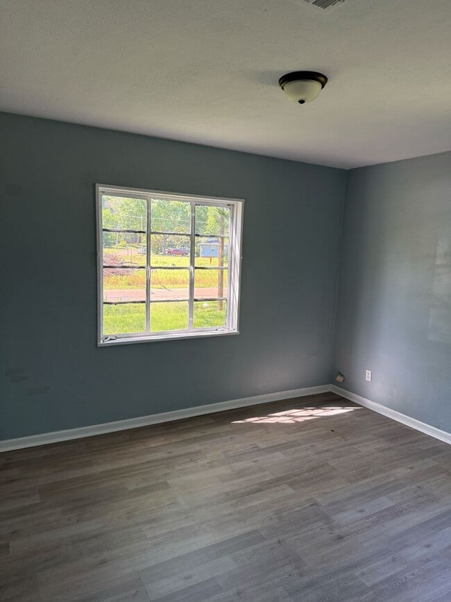 Building Photo - Nice 4/2 Rental in North Jackson in Broadmoor