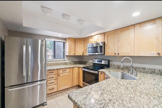 Building Photo - 1056 E Michigan St