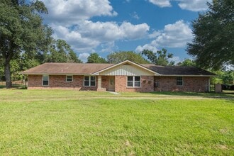 Building Photo - 8710 West Ln