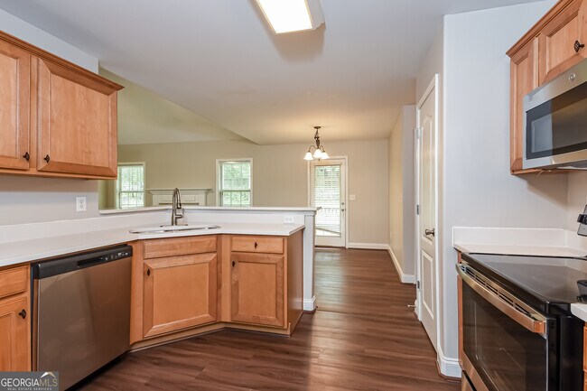 Building Photo - 3823 Refinement Way