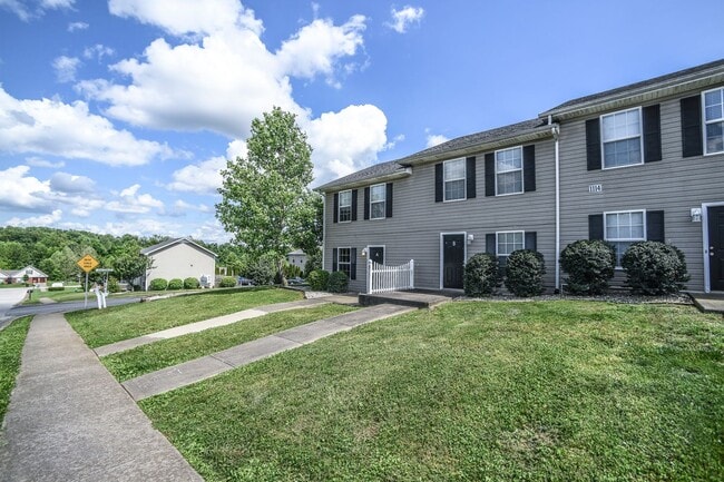 Building Photo - Silver Creek Apartments