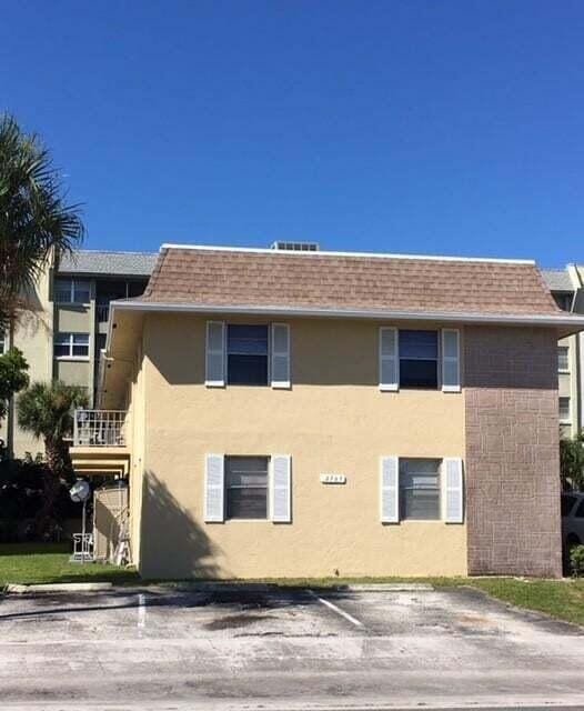 Primary Photo - 2707 Vandiver Dr