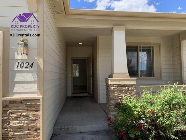 Primary Photo - 1024 Westcreek Ln