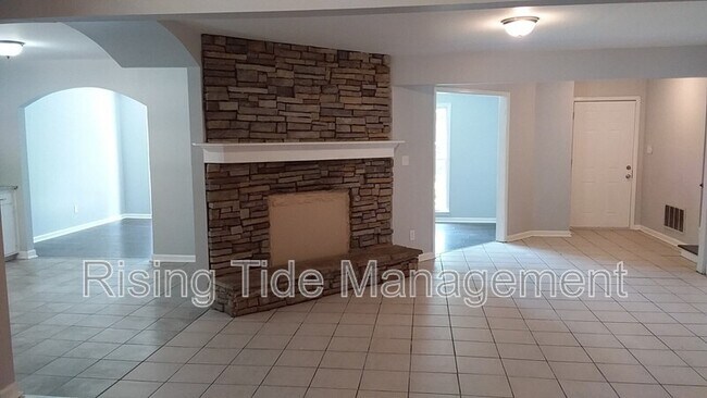 Building Photo - 1784 Napier Dr