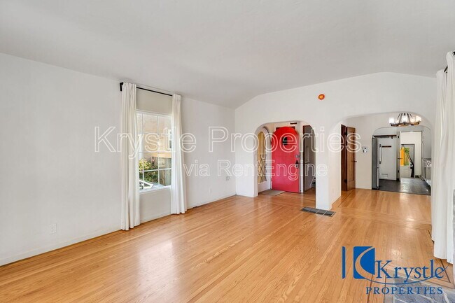 Building Photo - 1616 Fern Pl
