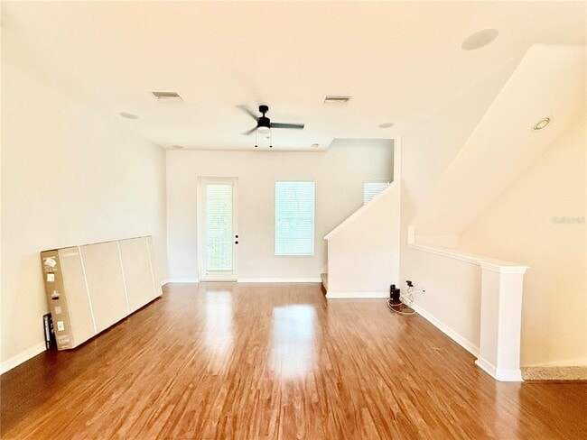 Building Photo - 956 Sombra St