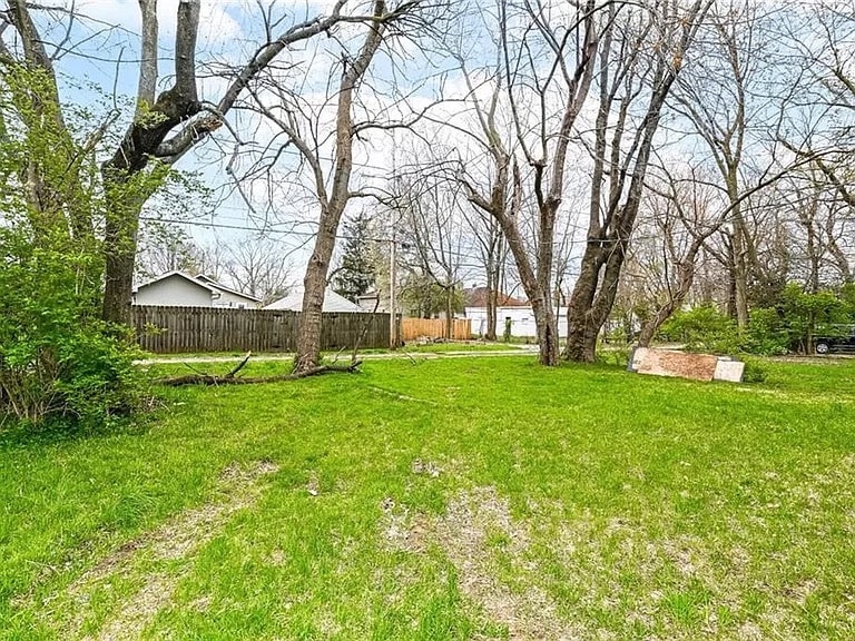 Backyard - 4233 Crittenden Ave