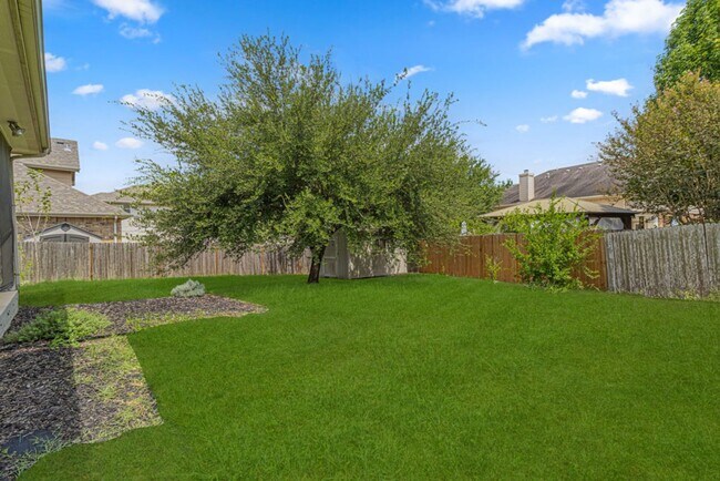 Building Photo - BEAUTIFUL 3 BD/2.5 BA IN SCHERTZ READY FOR...