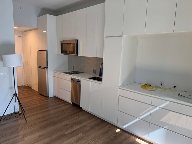 Building Photo - Aalii Studio unit