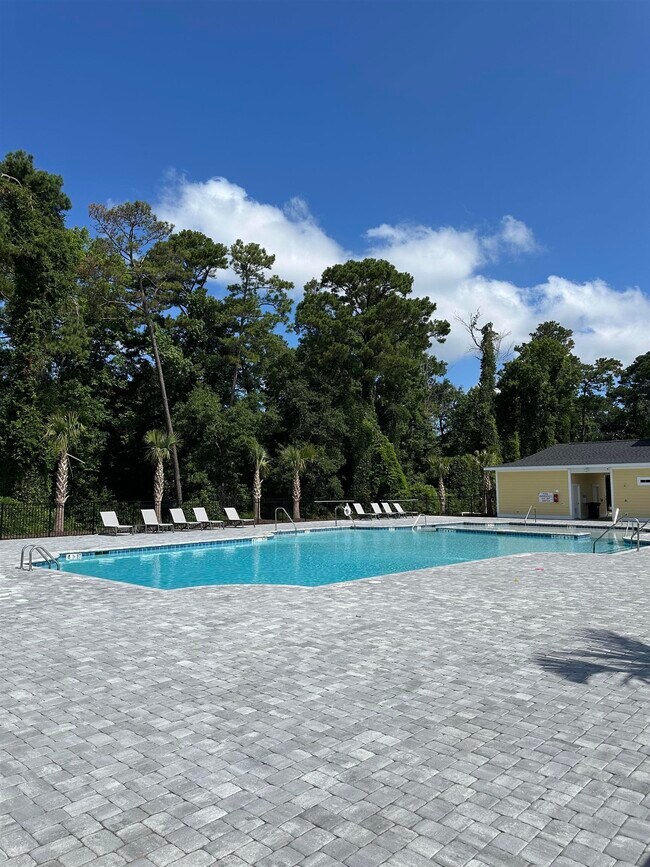 Building Photo - 399 Myrtle Mdws Dr