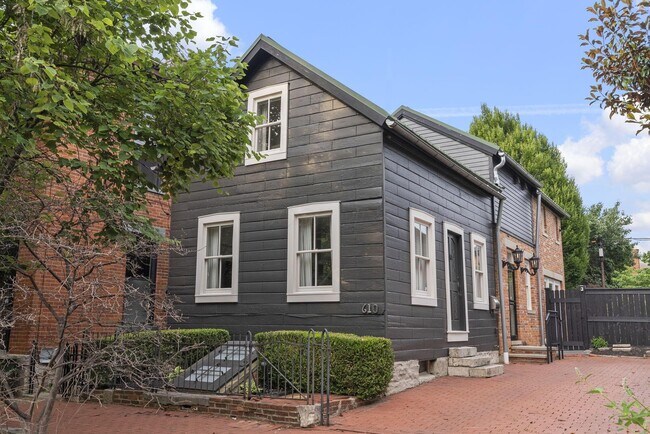 Building Photo - 610 City Park Ave