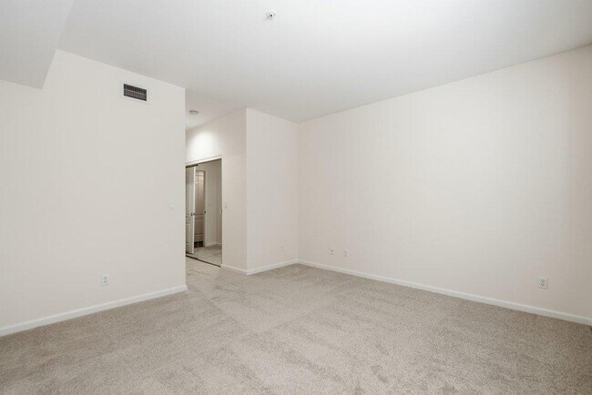 Building Photo - 880 Meridian Bay Ln