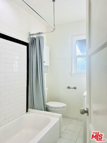 Building Photo - 1843 Normandie Ave