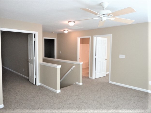 Building Photo - 5780 W Port Dr